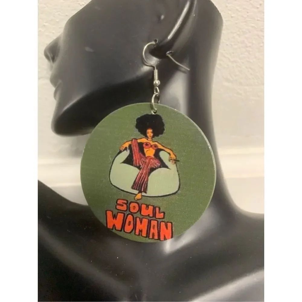 Afrocentric statement earrings  - Picture 2 of 3